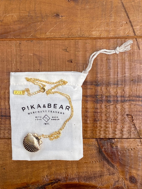 Sea Shell Locket Necklace in Gold