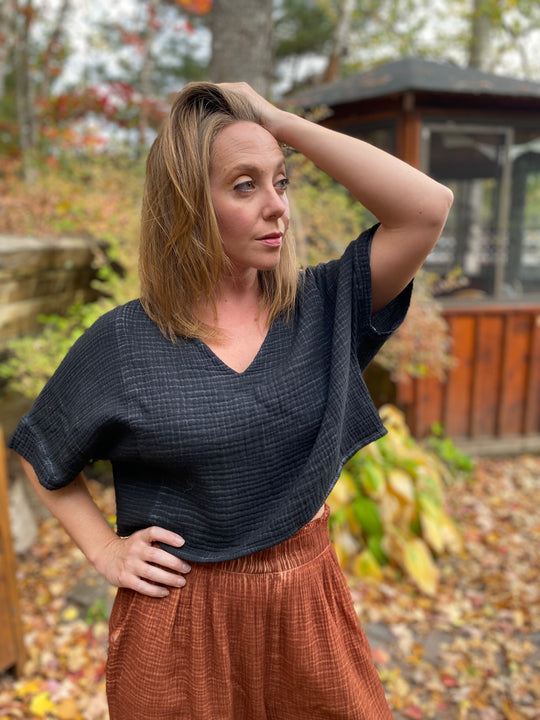 Turkish Cotton Crinkle Crop Top - One-Sized - Black
