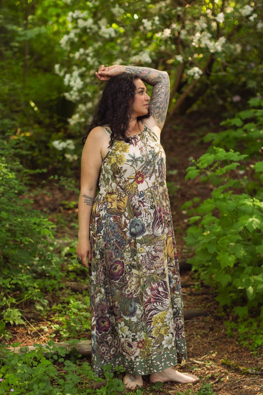 Love Grows Wild Bohéme Long Maxi Slip Dress w/ Bees Floral