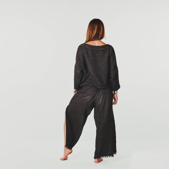 Turkish Cotton Crinkle Long Sleeve Boat Top - One-Sized - Black